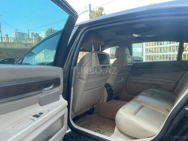 BMW 750 2011, 204,000 km - 4.4 l - Bakı