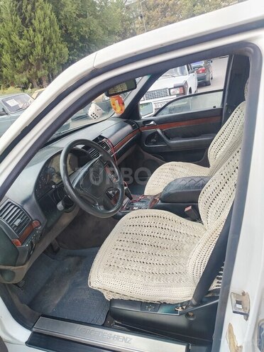 Mercedes S 280 1995, 250,000 km - 2.8 l - Salyan