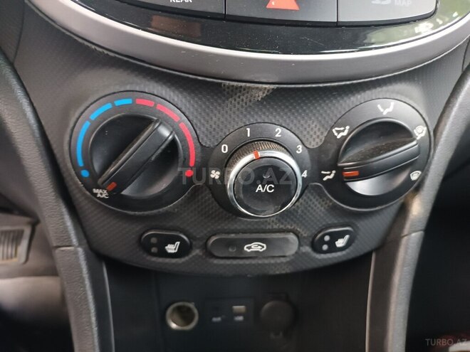 Hyundai Accent 2016, 134,500 km - 1.4 l - Bakı