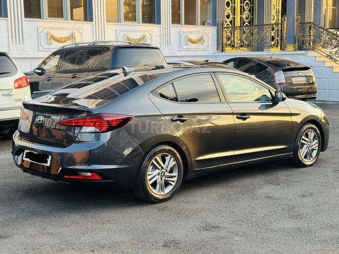 Hyundai Elantra 2019, 155,545 km - 2.0 l - Bakı