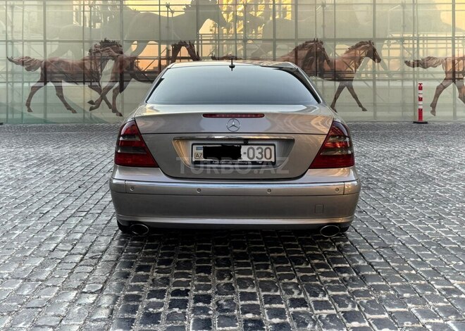 Mercedes E 270 2002, 436,000 km - 2.7 l - Bakı