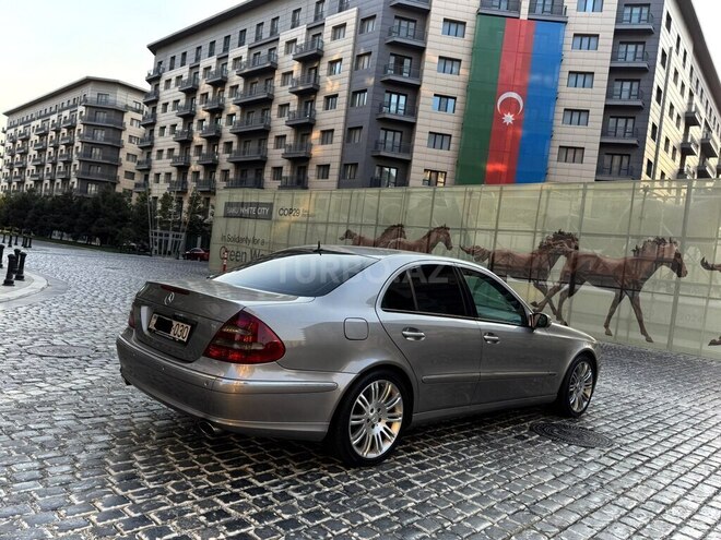Mercedes E 270 2002, 436,000 km - 2.7 l - Bakı