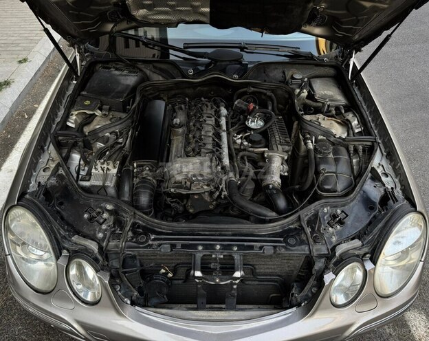 Mercedes E 270 2002, 436,000 km - 2.7 l - Bakı