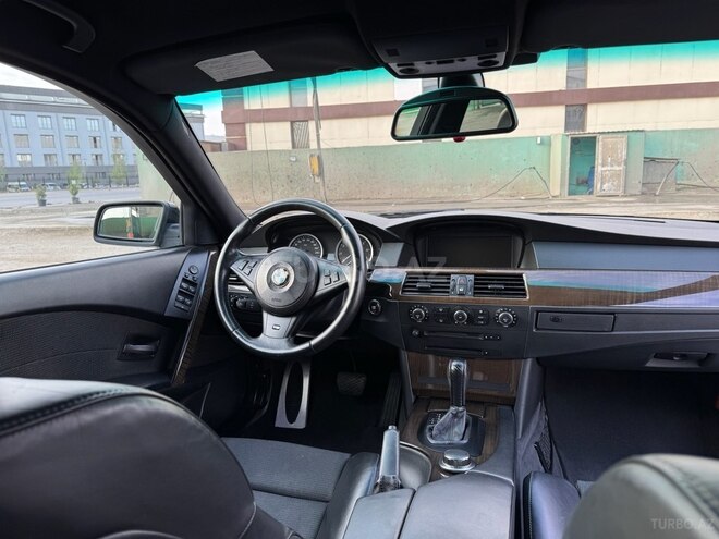 BMW 525 2006, 180,000 km - 2.5 l - Bakı