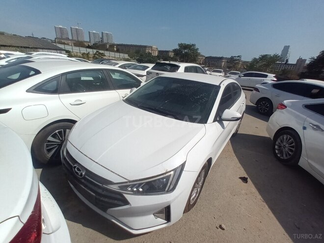 Hyundai Avante 2019, 82,000 km - 1.6 л - Bakı