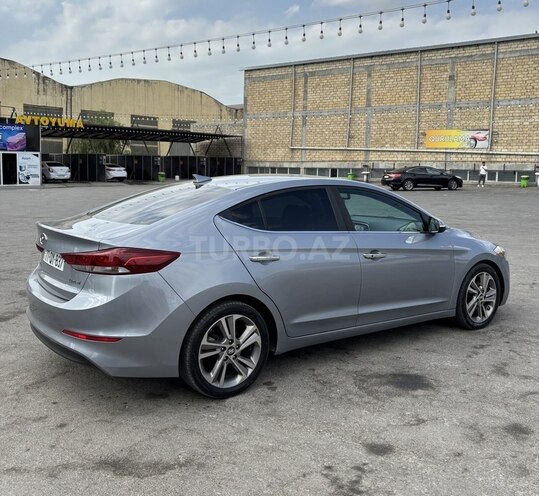 Hyundai Elantra 2016, 204,387 km - 2.0 l - Bakı