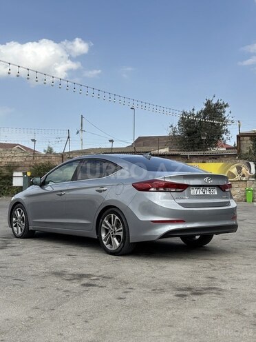 Hyundai Elantra 2016, 204,387 km - 2.0 l - Bakı