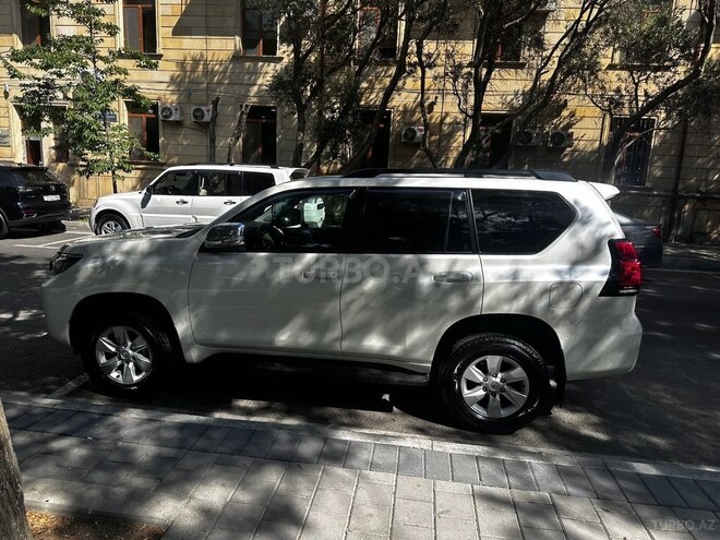 Toyota Land Cruiser Prado 2018, 187,000 km - 3.0 l - Bakı