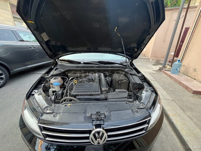 Volkswagen Jetta 2017, 185,000 km - 1.4 l - Bakı