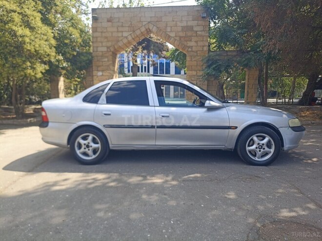 Opel Vectra 1997, 24,727 km - 2.0 l - Bakı