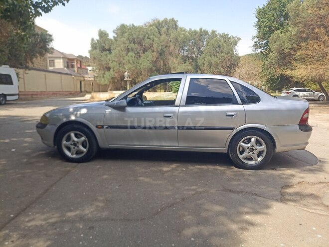 Opel Vectra 1997, 24,727 km - 2.0 l - Bakı