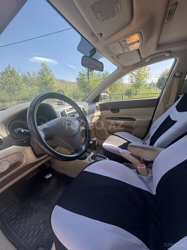 Hyundai Accent 2009, 317,000 km - 1.6 л - Naxçıvan