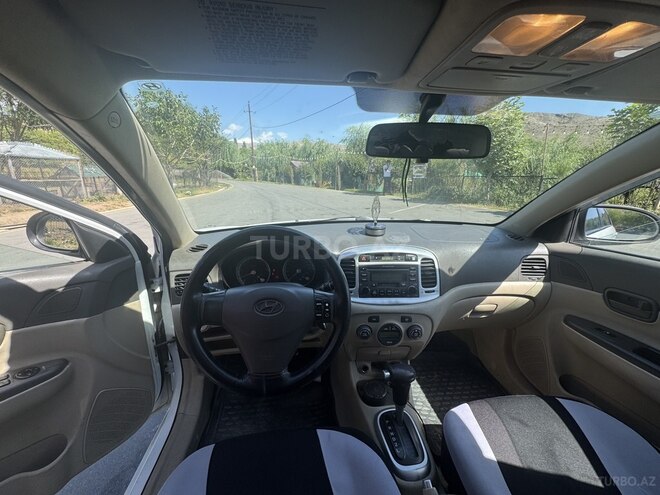 Hyundai Accent 2009, 317,000 km - 1.6 л - Naxçıvan