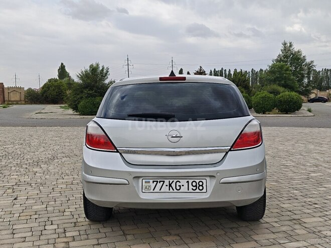 Opel Astra 2006, 233,000 km - 1.4 l - Xaçmaz