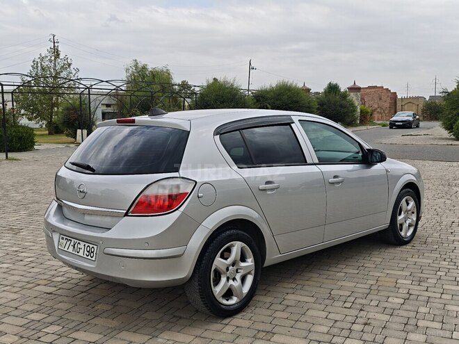 Opel Astra 2006, 233,000 km - 1.4 l - Xaçmaz