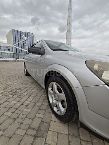 Opel Astra 2006, 233,000 km - 1.4 l - Xaçmaz
