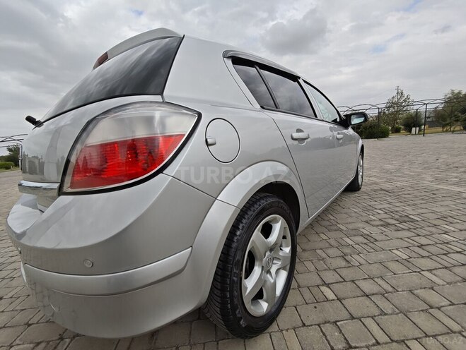 Opel Astra 2006, 233,000 km - 1.4 l - Xaçmaz