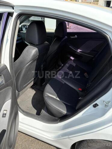 Hyundai Accent 2016, 130,000 km - 1.4 l - Sumqayıt