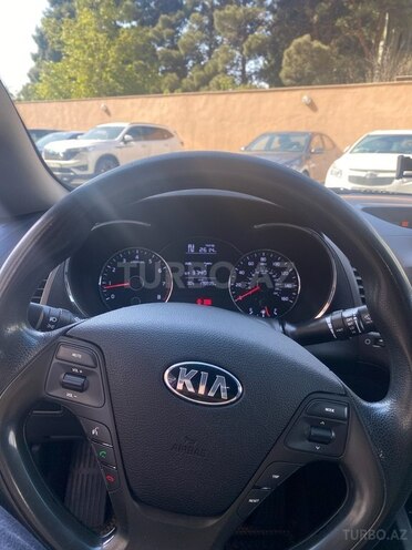 Kia Forte 2017, 175,000 km - 2.0 l - Bakı