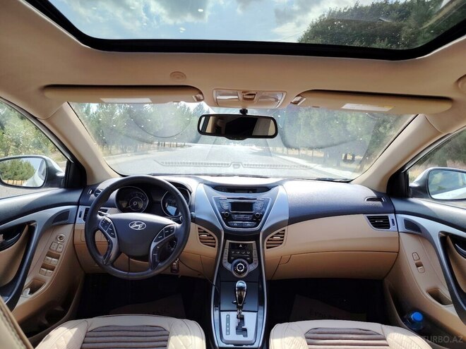Hyundai Elantra 2013, 186,356 km - 1.8 l - Masallı