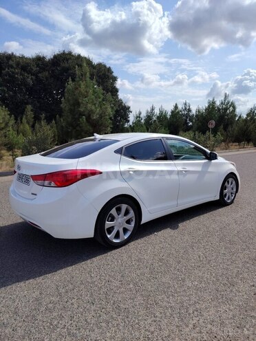 Hyundai Elantra 2013, 186,356 km - 1.8 l - Masallı
