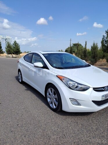 Hyundai Elantra 2013, 186,356 km - 1.8 l - Masallı