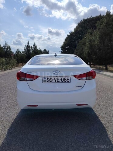 Hyundai Elantra 2013, 186,356 km - 1.8 l - Masallı