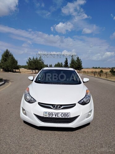 Hyundai Elantra 2013, 186,356 km - 1.8 l - Masallı