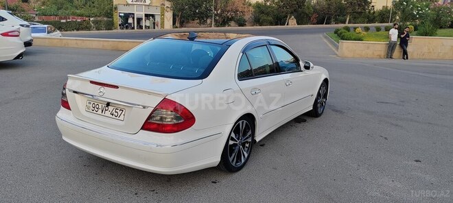 Mercedes E 200 2006, 352,000 km - 1.8 l - Bakı