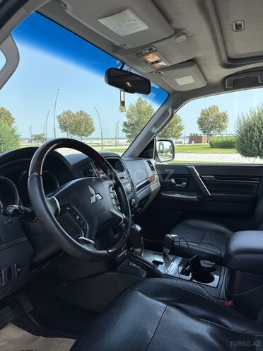 Mitsubishi Pajero 2012, 185,500 km - 3.8 l - Bakı