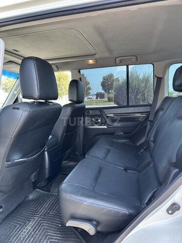Mitsubishi Pajero 2012, 185,500 km - 3.8 l - Bakı