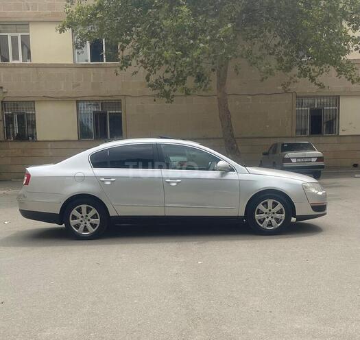 Volkswagen Passat 2005, 250,000 km - 2.0 l - Bakı