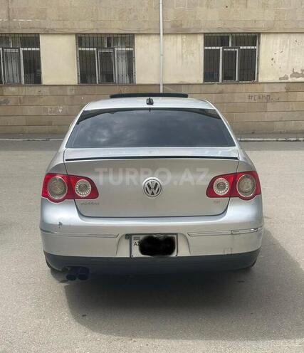 Volkswagen Passat 2005, 250,000 km - 2.0 l - Bakı