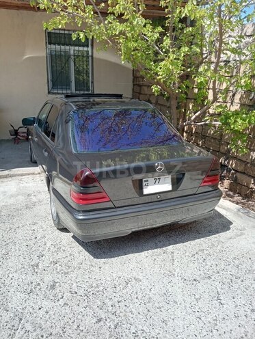 Mercedes C 220 1995, 500,000 km - 2.2 l - Bakı