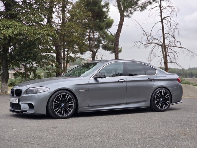 BMW 528 2012, 300,000 km - 2.0 l - Quba