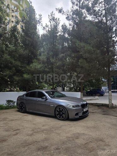 BMW 528 2012, 300,000 km - 2.0 l - Quba
