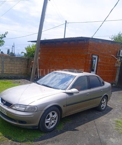 Opel Vectra 1998, 568,945 km - 1.8 l - Zaqatala