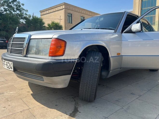 Mercedes 190 1992, 569,563 km - 2.0 л - Bakı