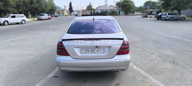 Mercedes E 270 2003, 395,000 km - 2.7 l - Sumqayıt