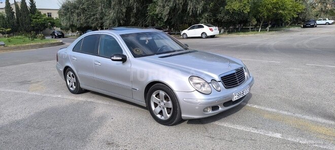 Mercedes E 270 2003, 395,000 km - 2.7 l - Sumqayıt