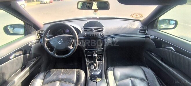 Mercedes E 270 2003, 395,000 km - 2.7 l - Sumqayıt
