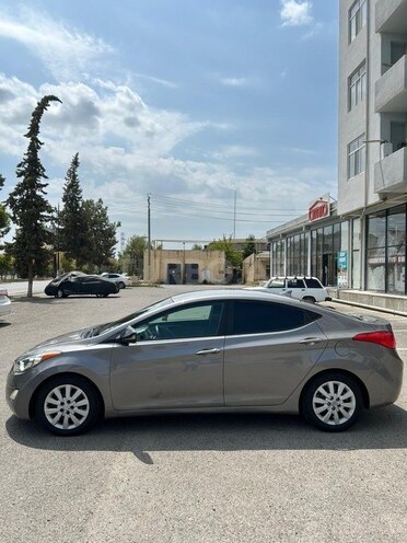 Hyundai Elantra 2013, 113,000 km - 1.8 l - Sabirabad