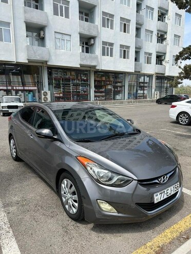 Hyundai Elantra 2013, 113,000 km - 1.8 l - Sabirabad