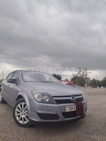 Opel Astra 2004, 303,600 km - 1.4 l - Quba