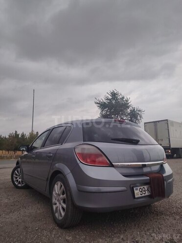 Opel Astra 2004, 303,600 km - 1.4 l - Quba