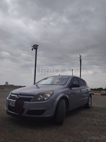 Opel Astra 2004, 303,600 km - 1.4 l - Quba