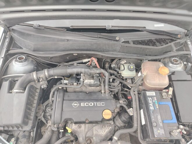 Opel Astra 2004, 303,600 km - 1.4 l - Quba
