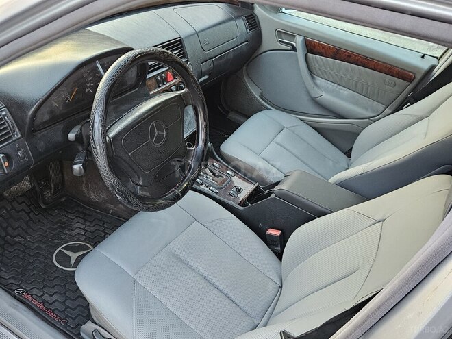 Mercedes C 240 1997, 321,412 km - 2.4 l - Bakı