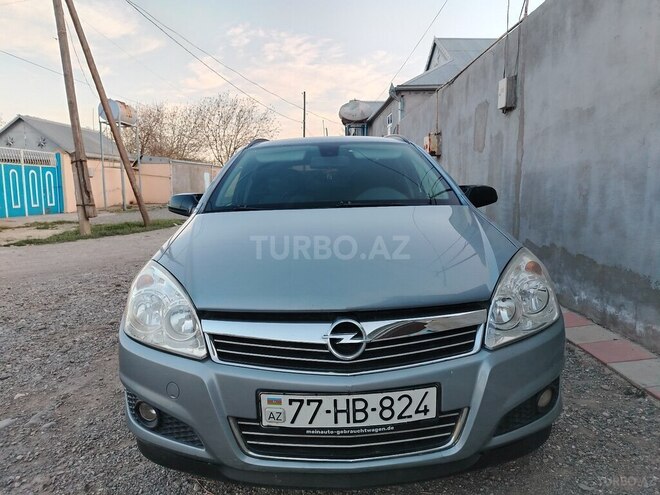Opel Astra 2009, 105,000 km - 1.8 l - Ağdam