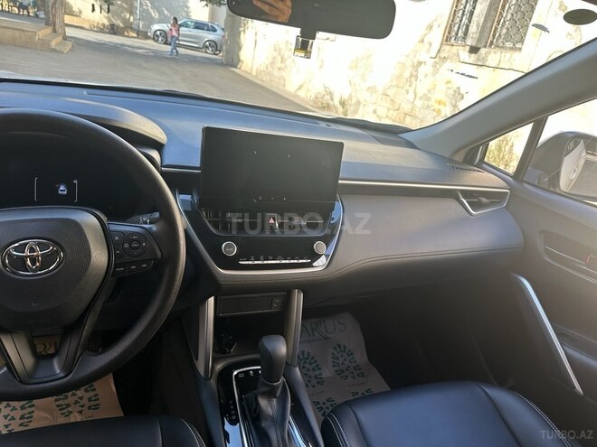 Toyota Corolla Cross 2024, 5,400 km - 2.0 l - Bakı
